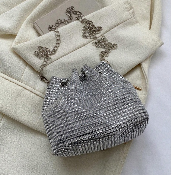 Luxe Textured Chain Handle Bucket Evening Party Formal Shoulder Crossbody - Picture 9 of 9